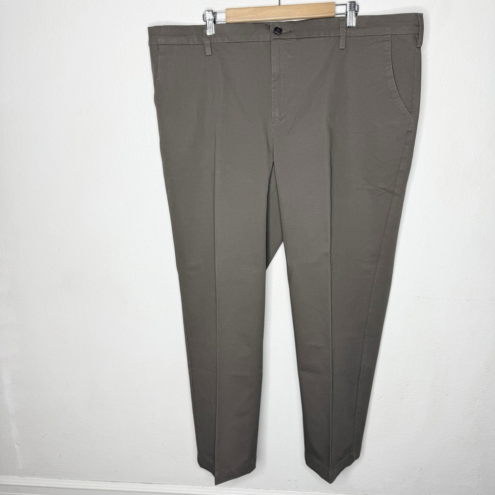 New Dockers Workday Khakis Smart Series Flexible Waistband Men's 44x30 Taupe